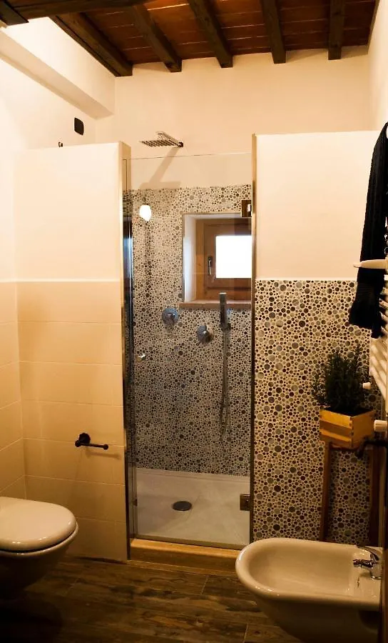 Bed & Breakfast B&B Lavanda E Rosmarino Capolona Italy